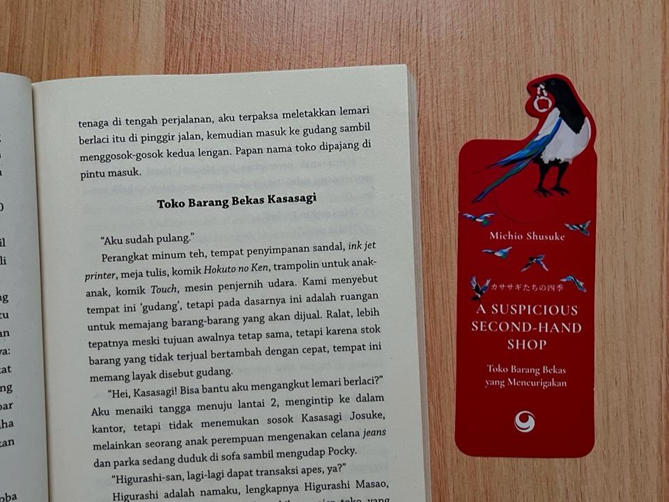 isi buku Toko Barang Bekas yang Mencurigakan.